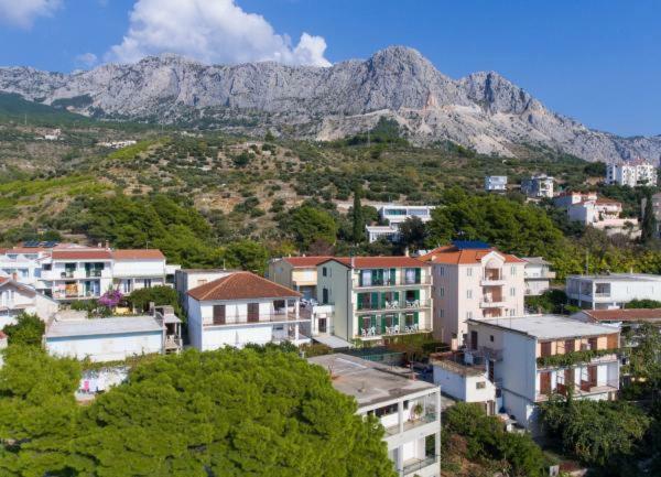 Apartmani Niko Podgora Exterior photo