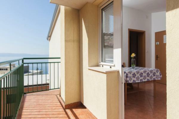 Apartmani Niko Podgora Exterior photo